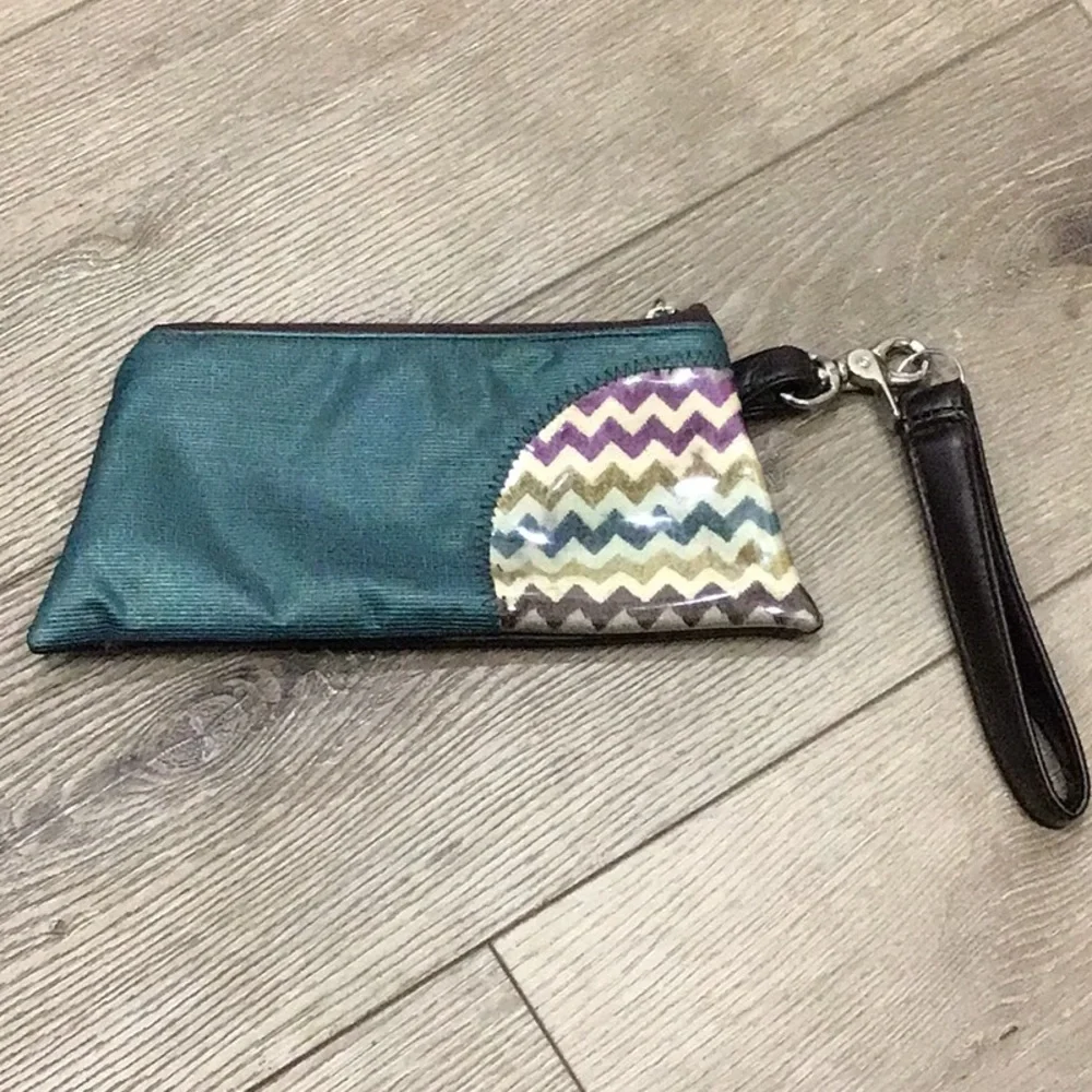 Ellu by Leslie Pozen Teal & Multicolored Coated Canvas Wristlet